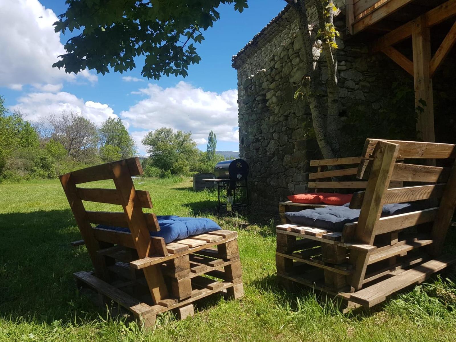 Les Gites Du Saro Chabestan Esterno foto